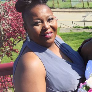 Meet your Posher, Debbie